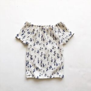 Urban kids blue floral smocked top EUC SP(7/8Y)